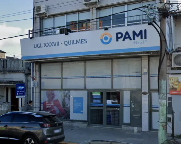 Jornada de vacunación y trámites de PAMI en Quilmes Oeste