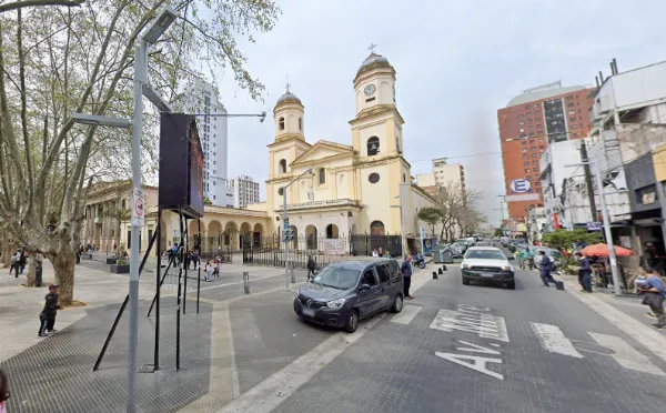Un tramo de la Peatonal Rivadavia será renombrada como "Pasaje Papa Francisco"