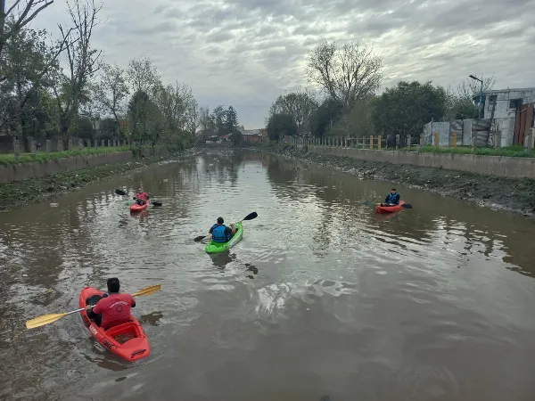 Se tiró al Arroyo Las Piedras en medio del temporal: Es intensamente buscado