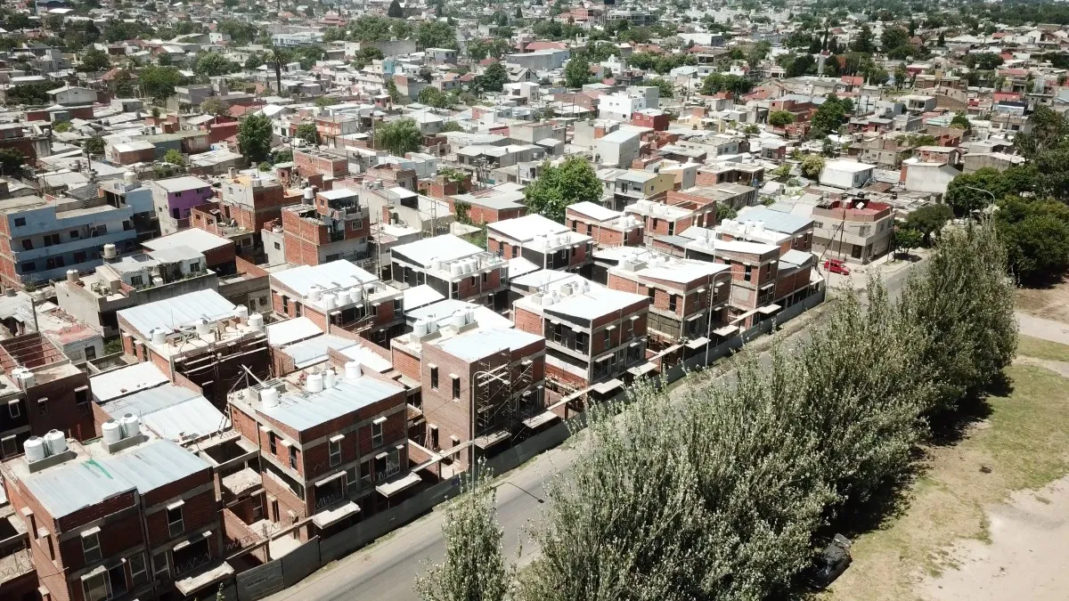 Avanza la reurbanización en Villa Itatí impulsada por el OPISU