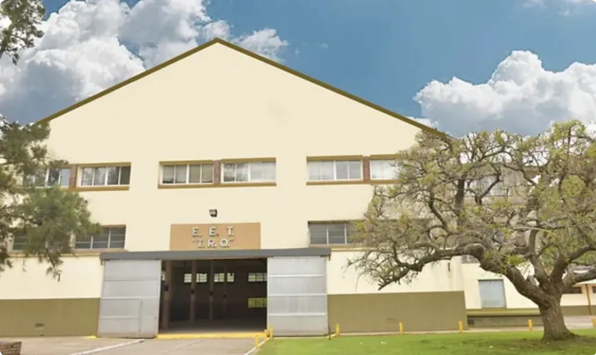 La Subsecretaría de Ambiente de la Nación realizó una inspección para analizar las condiciones en un colegio de Quilmes