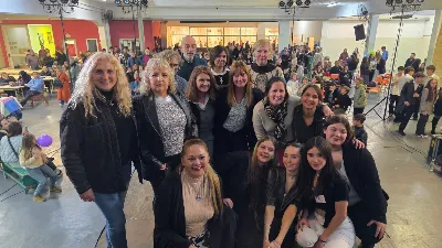 Desfile solidario del Colegio Alemán a beneficio de la Cooperadora del Hospital de Quilmes