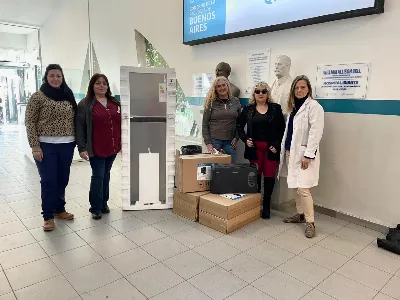 Entregaron seis estufas y una heladera para el Hospital Iriarte