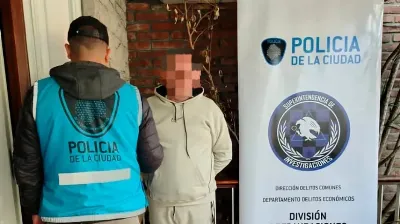 Cayó el presunto líder de una banda de estafadores de autos y dólares falsos