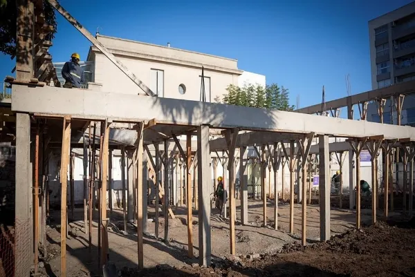 Funcionarios informaron sobre el estado de obra de la nueva delegación municipal en Bernal
