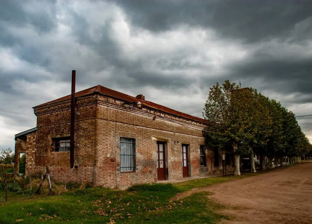 El pueblo detenido en el tiempo de la Provincia que esconde un paraíso de aroma a manzanillas