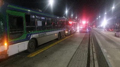 Más de 20 heridos tras un triple choque de colectivos en el Metrobús Calchaquí