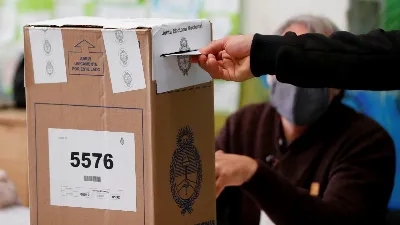 Se define el mapa electoral en la Provincia: El peronismo unifica su lista y LLA-PRO lanzan su alianza