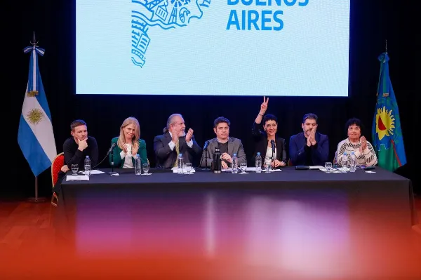 Mayra Mendoza y Axel Kicillof cerraron el Encuentro de Ciencia en la UNQ