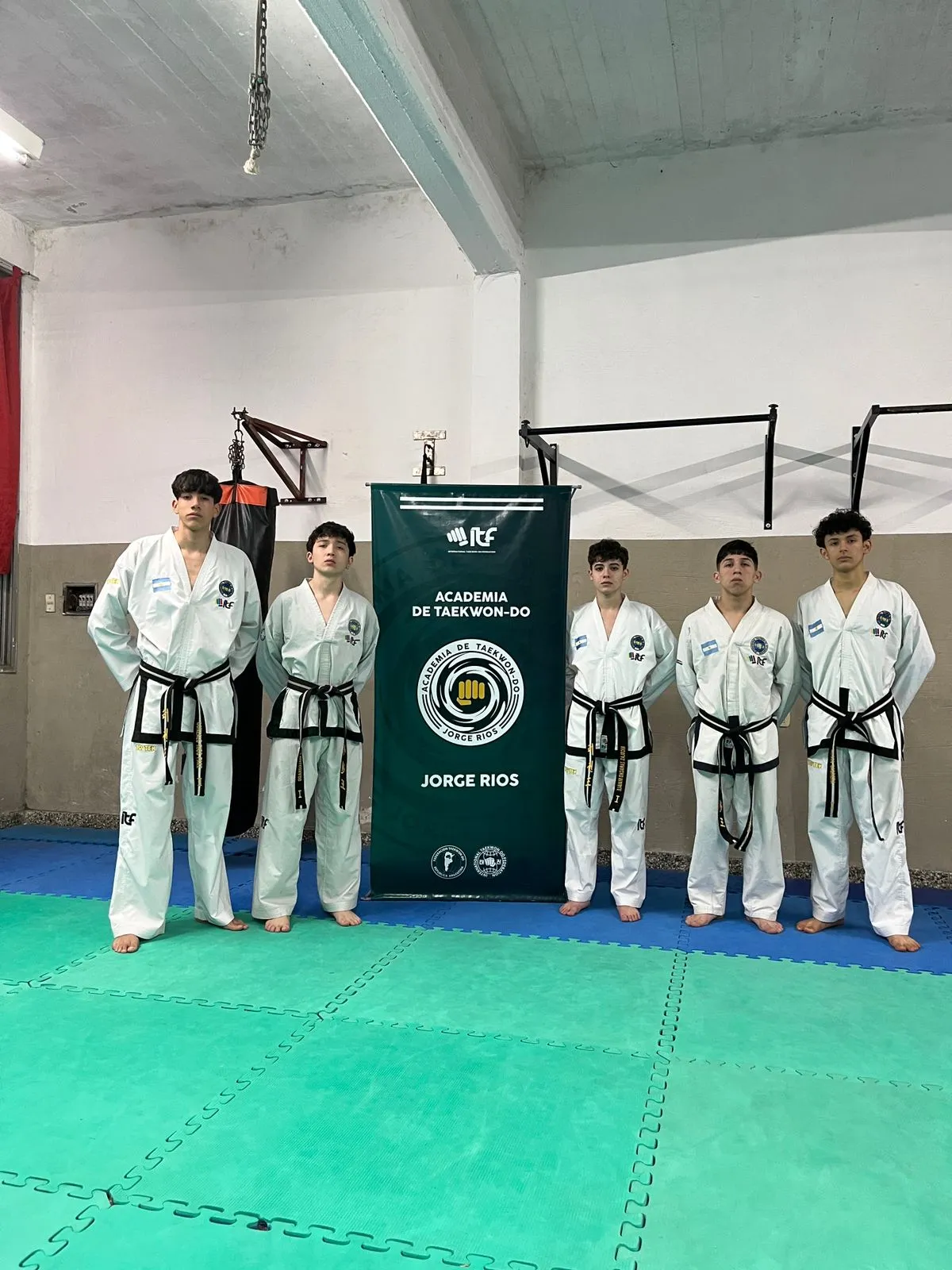 Cinco jóvenes clasificaron al Mundial de Taekwon-Do en Croacia y buscan ayuda para poder viajar