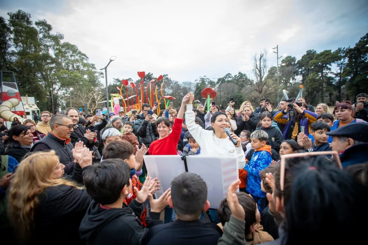 Inauguraron las obras en el parque del Museo Histórico del Transporte