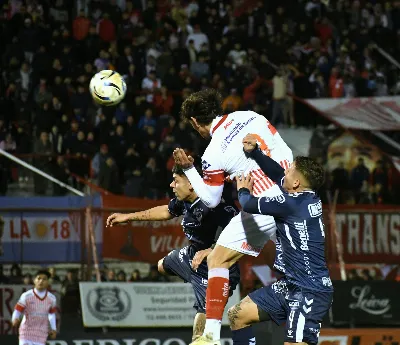 “El Cervecero” pagó caro un error en la marca y perdió frente a Los Andes