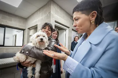 Mayra Mendoza y Ceci Soler inauguraron la primera veterinaria municipal en Don Bosco