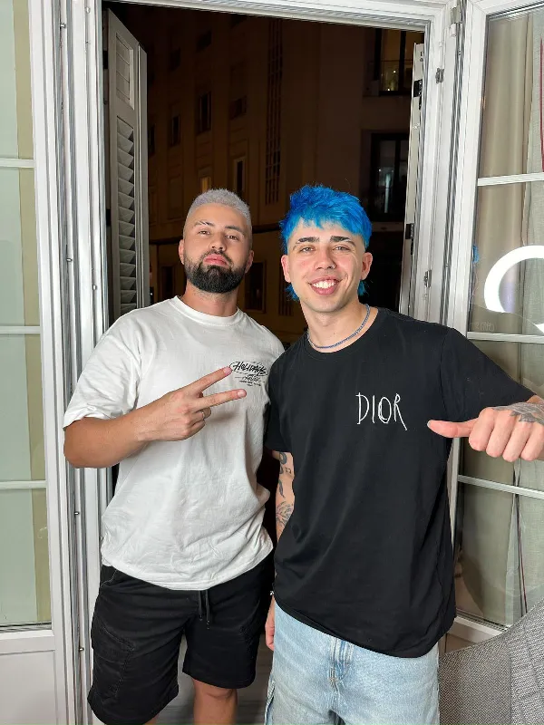 De Quilmes a Málaga: La historia del barbero que atiende a futbolistas y artistas internacionales