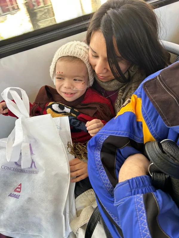 Trabajadores de la línea 85 celebraron el Día del Niño con pacientes del Hospital Garrahan