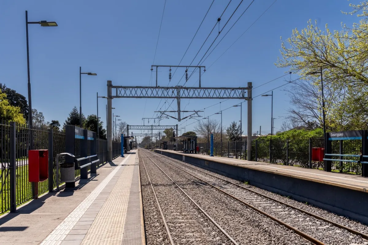 Tren Roca: Se reanudó el servicio del ramal Bosques vía Quilmes