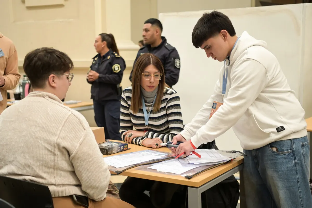 Comenzó el escrutinio definitivo de las elecciones bonaerenses