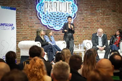 "Impulsar Quilmes": Mayra Mendoza se reunió con referentes por el Día de la Industria