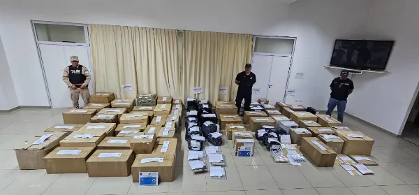 Allanamientos en Quilmes: Secuestran tecnología por presunta infracción al Código Aduanero