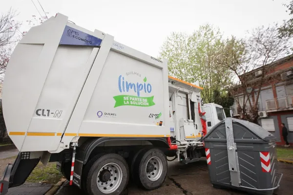 Presentaron los nuevos camiones destinados al área de Ambiente y GIRSU
