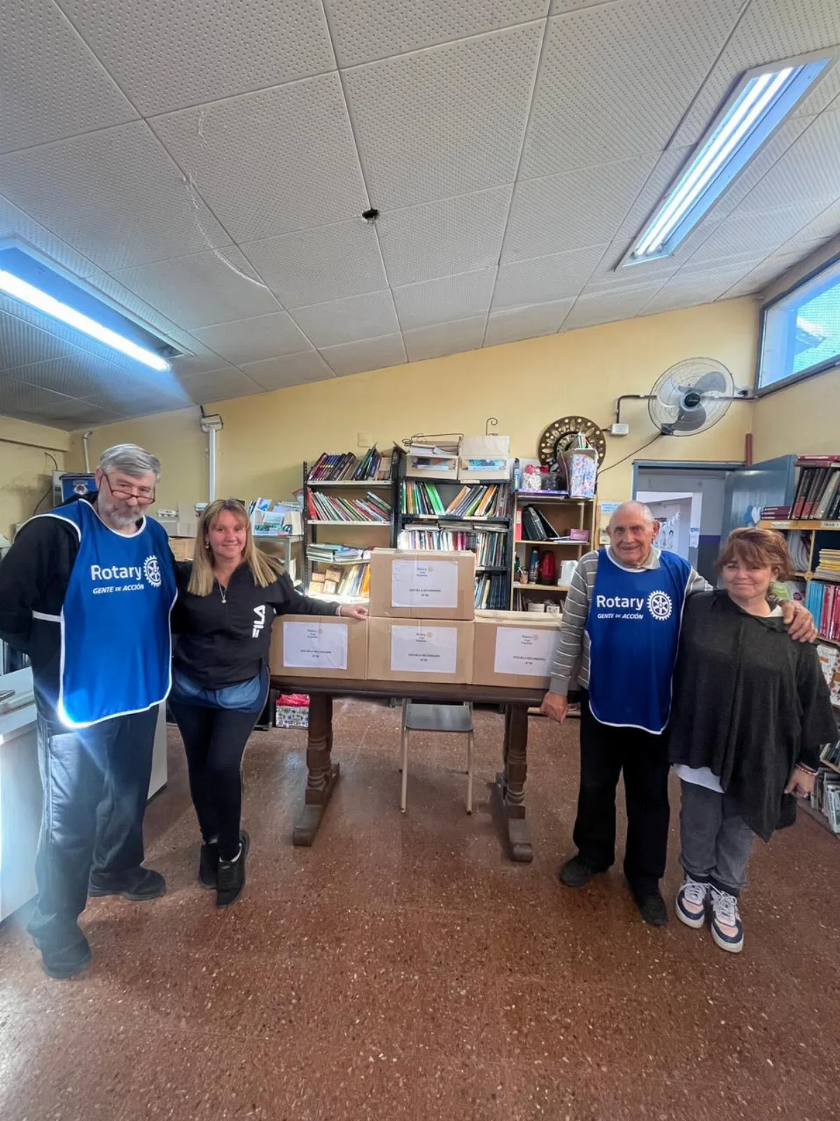 Nueva entrega solidaria del Rotary Club de Ezpeleta a la ES N° 56