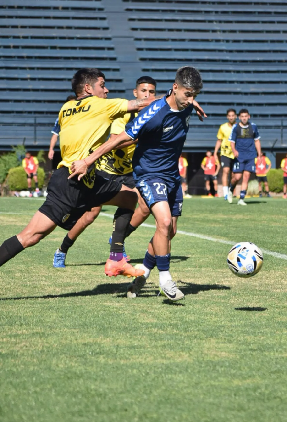 Empate y caída del “Cervecero” frente a Comunicaciones