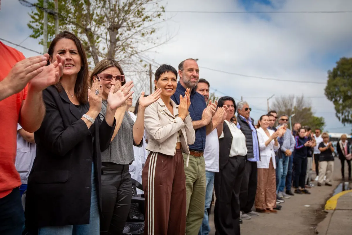 Mayra Mendoza participó del acto por el 10° aniversario de la UPA N° 17