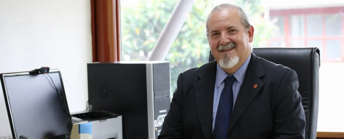 Alfredo Alfonso: “La Universidad está bien, sigue de pie y resistiendo”