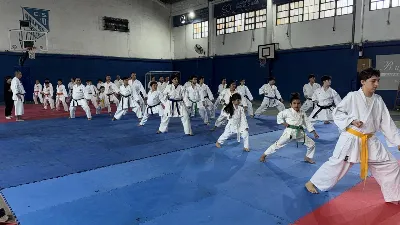 Histórico seminario internacional de Karate-Do en el Club Quilmes Oeste