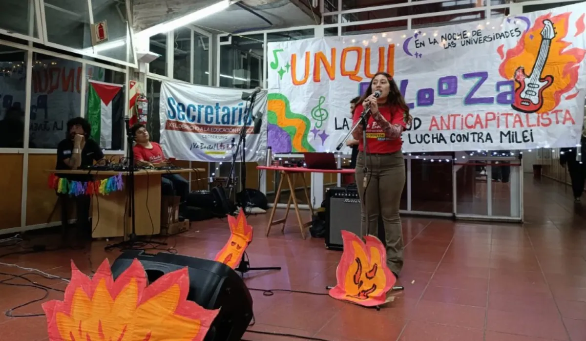 El UNQPalooza debutó en la Noche de las Universidades en defensa de la educación pública