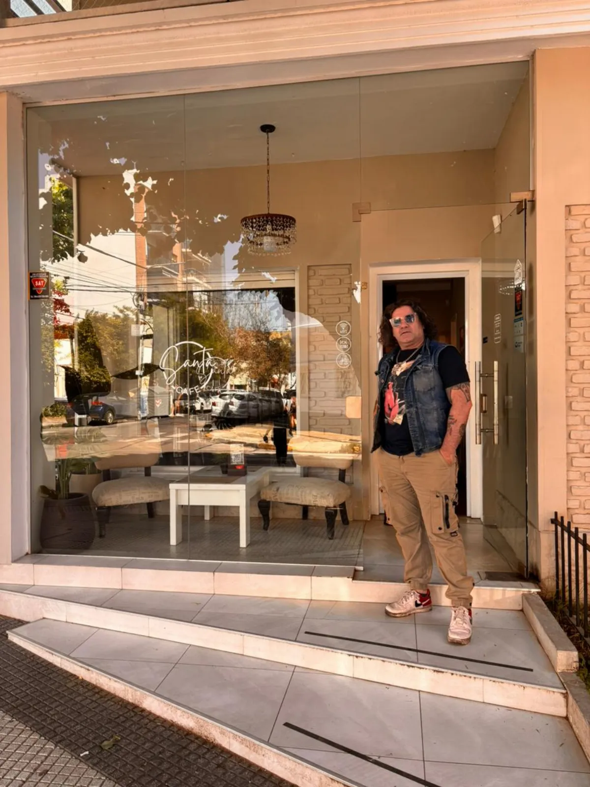 El asesor gastronómico Gabriel Cicero desembarca en Santa Café Quilmes