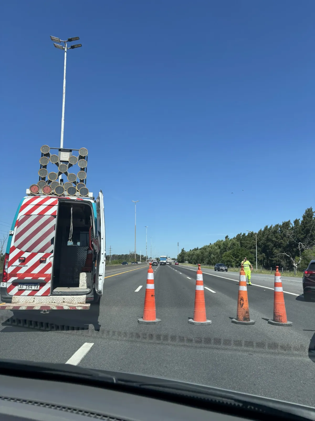 Tragedia en la Autopista: Un nene de 9 años murió tras ser arrollado a la altura de Quilmes