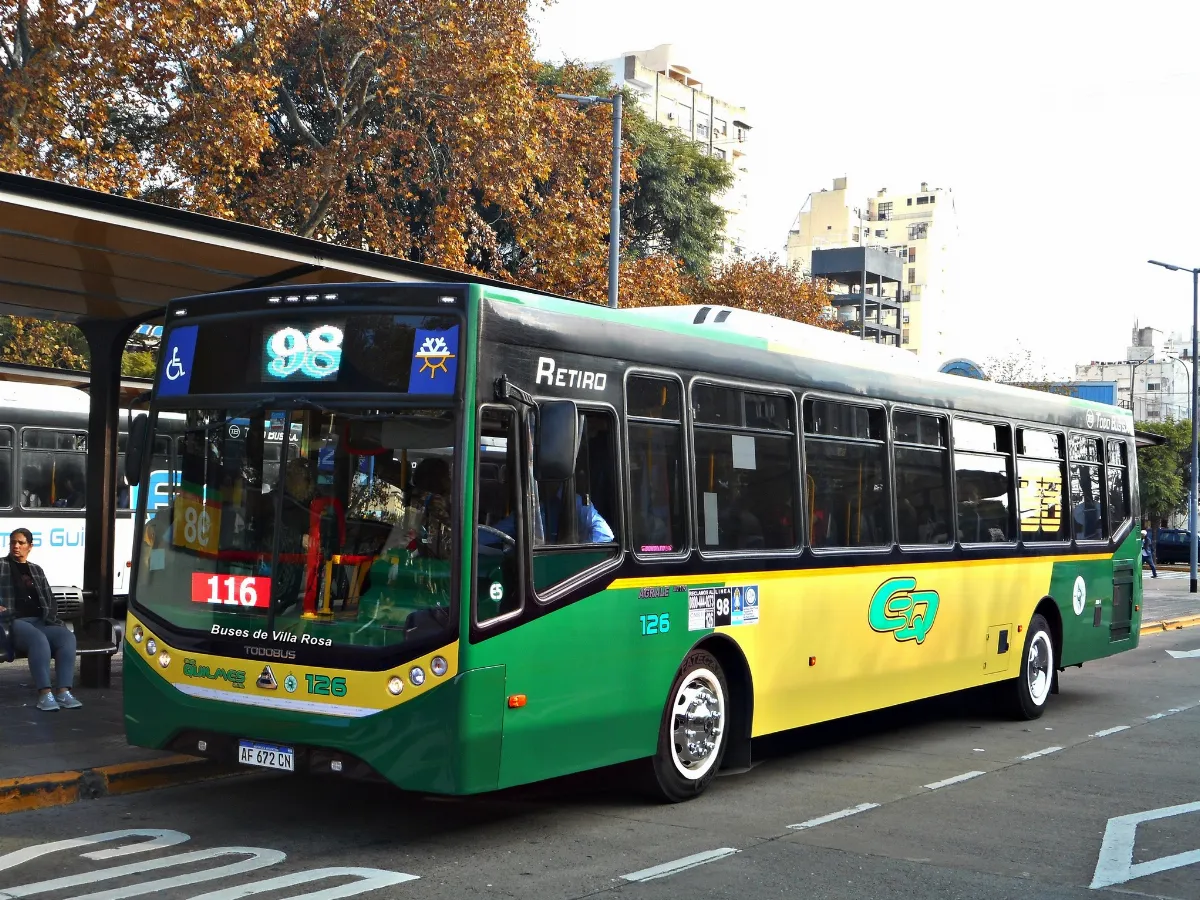 Aumentó casi 10% el boleto de colectivo en el AMBA: cuánto cuesta y qué líneas lo aplican