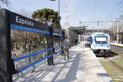 Tren Roca arrolló a una mujer en Ezpeleta: Se encuentra en grave estado