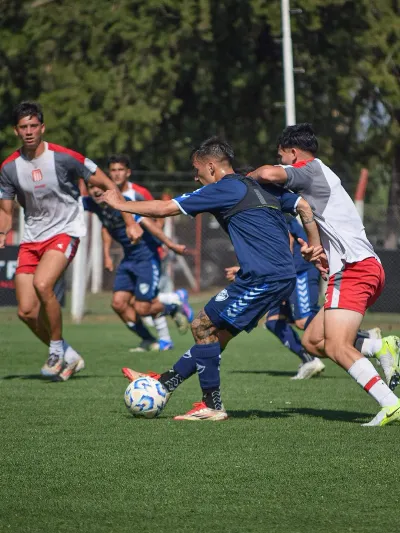 “El Cervecero” obtuvo una derrota y un triunfo ante el selectivo de Estudiantes (LP)