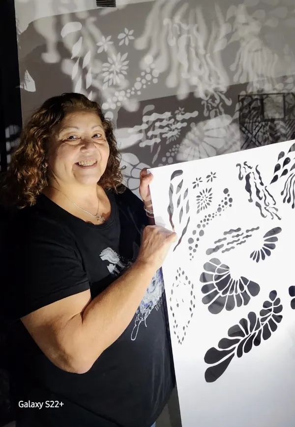 “Entre Papeles”: El arte hecho por mujeres llega al Museo Histórico Regional