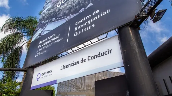 Trabajadora municipal devolvió una bolsa con más de 4 millones de pesos