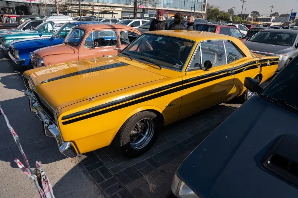 Nuevo Quilmes Plaza presenta su agenda de noviembre con Vinilos y Autos Clásicos