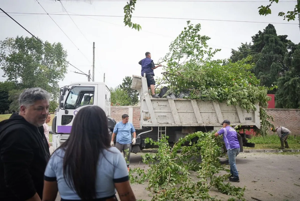 Nuevo operativo integral de limpieza en el barrio Ferronaval de Ezpeleta