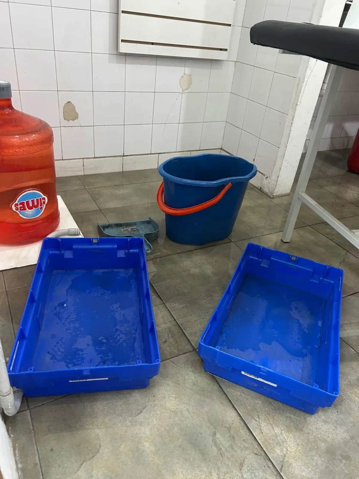 Comerciantes de Quilmes contra AySA: Denuncian desborde cloacal y riesgo sanitario