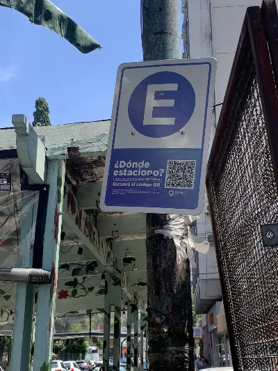 Quilmes avanza con la licitación para el estacionamiento medido y las fotomultas