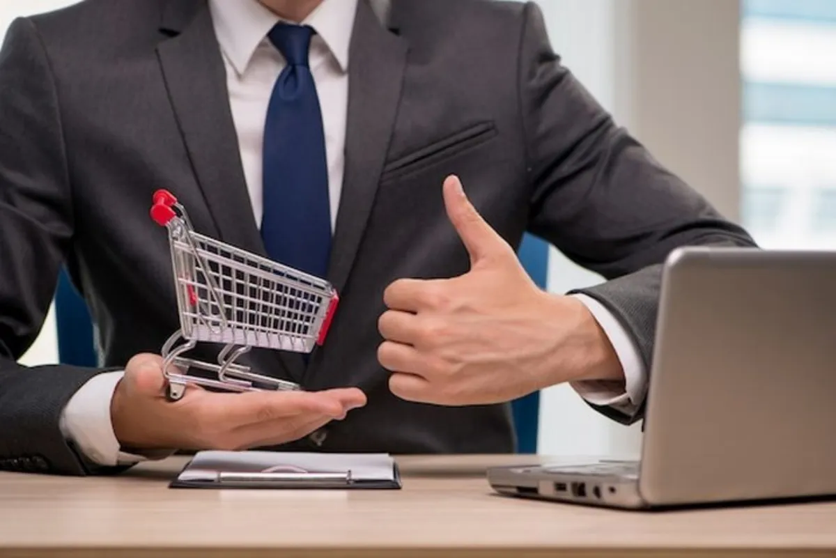 ¿Quiénes mandan en las compras online? El podio de los 8 eCommerce más potentes de Argentina