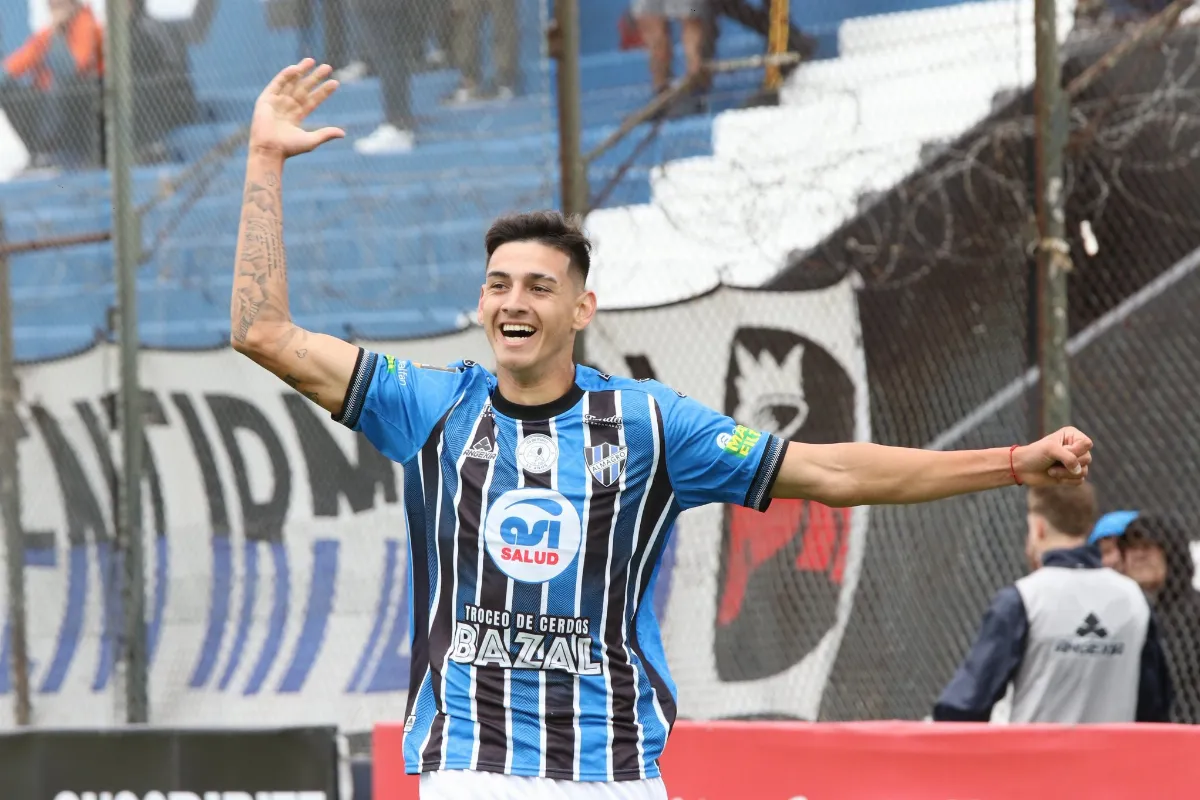 “El Cervecero” no encontró el camino y Almagro se impuso por la mínima