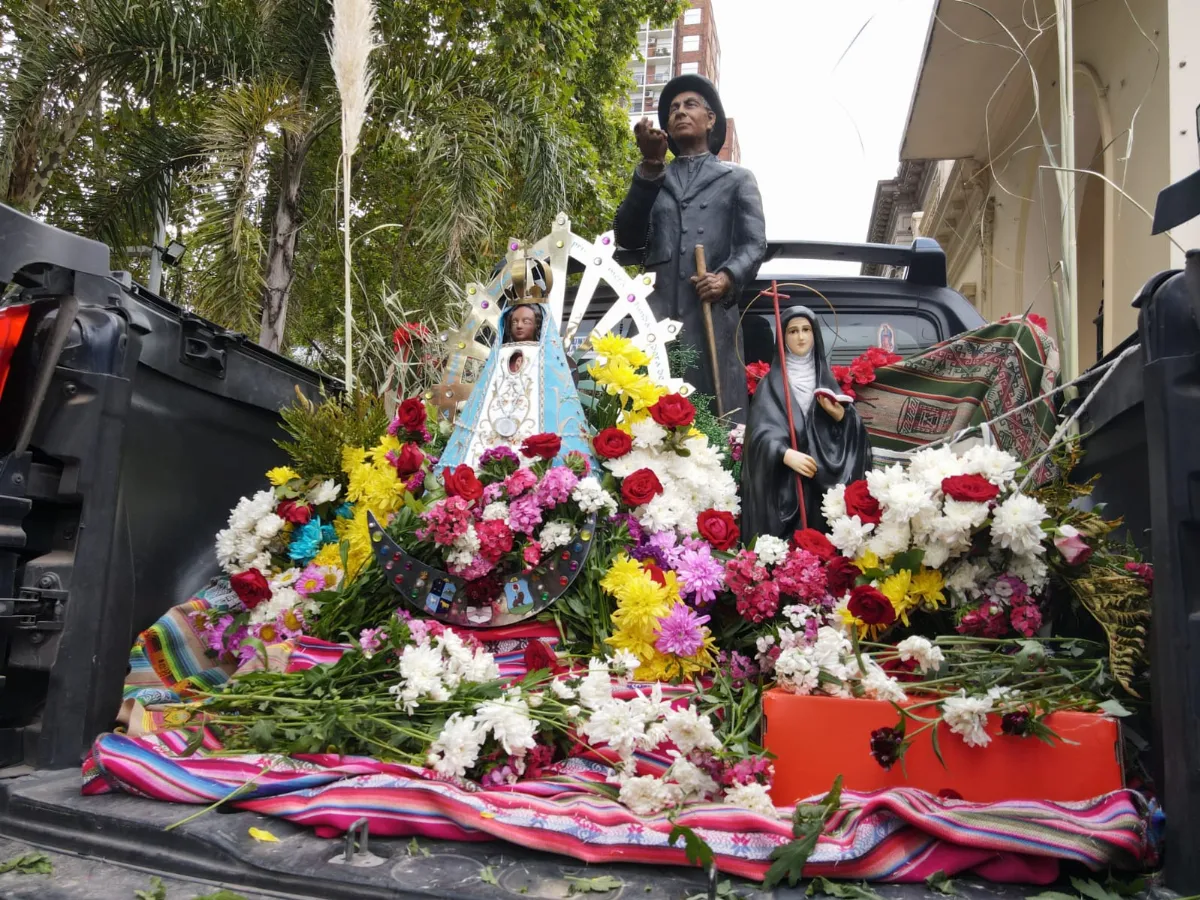 Enorme participación en la 13ª peregrinación brocheriana a pie de la Diócesis de Quilmes