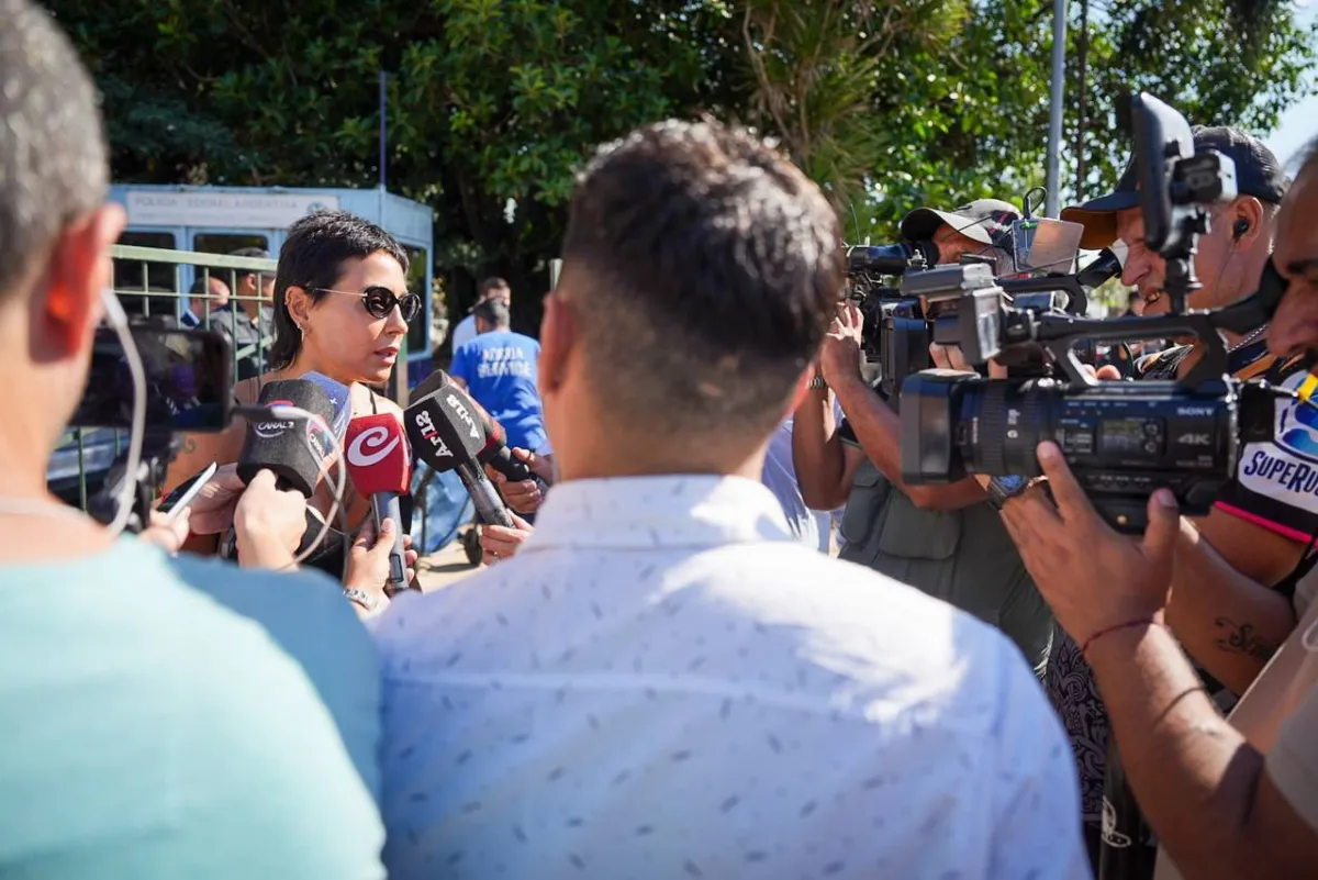 Mayra Mendoza acompañó a Cristina Kirchner en Comodoro Py