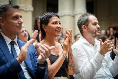 Mayra Mendoza destacó el discurso de Eva Mieri y apuntó a Milei por obras frenadas