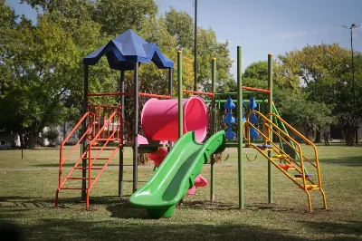 El Municipio sigue con la puesta en valor de los espacios verdes de Quilmes