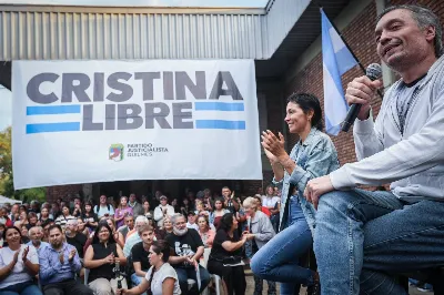 Mayra Mendoza asumió nuevamente la presidencia del PJ Quilmes acompañada por Máximo Kirchner