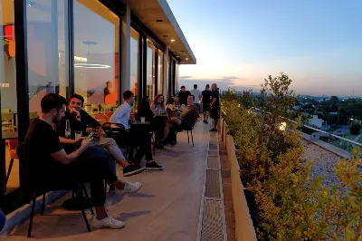 Coworking + Gastronomía: la nueva tendencia que llega a Quilmes