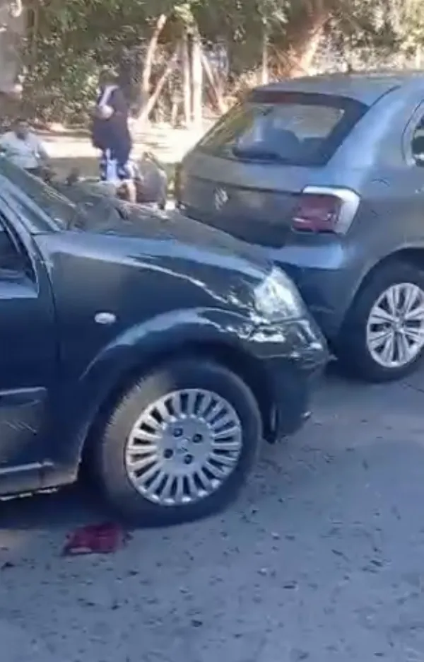 Choque múltiple frente al Museo del Transporte: cuatro autos involucrados y varios heridos
